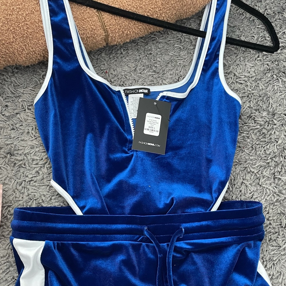 Fashion Nova two piece set